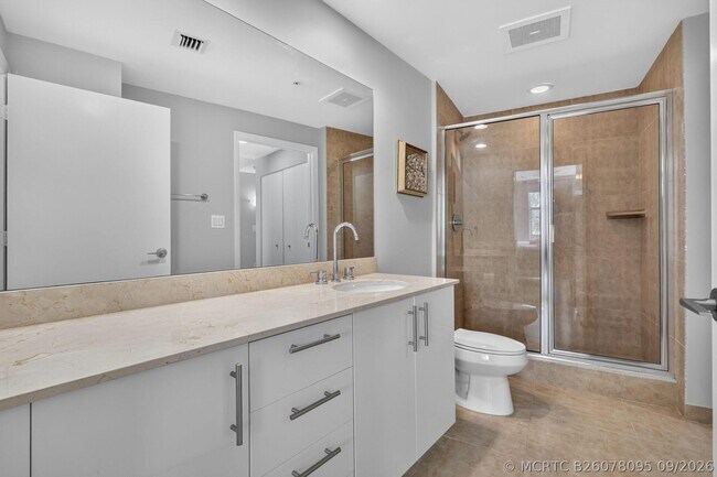 Building Photo - 550 Okeechobee Blvd