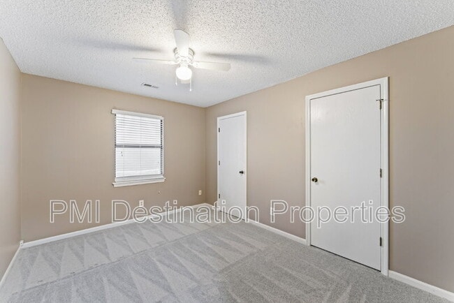 Building Photo - 8600 Kill Creek Rd