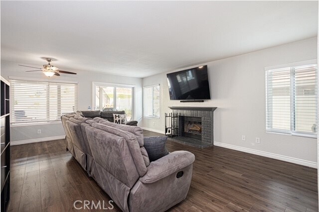 Building Photo - 10352 Desert Star St