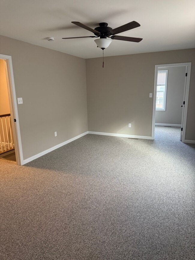 Building Photo - 243 Woodridge Dr