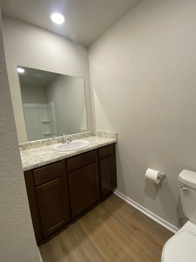 Building Photo - 4520 Olympic Dr