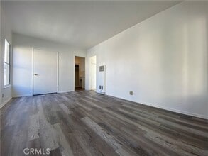 Building Photo - 516 E Lomita Ave