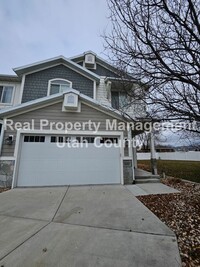 Building Photo - Orem Townhome Central to City Center