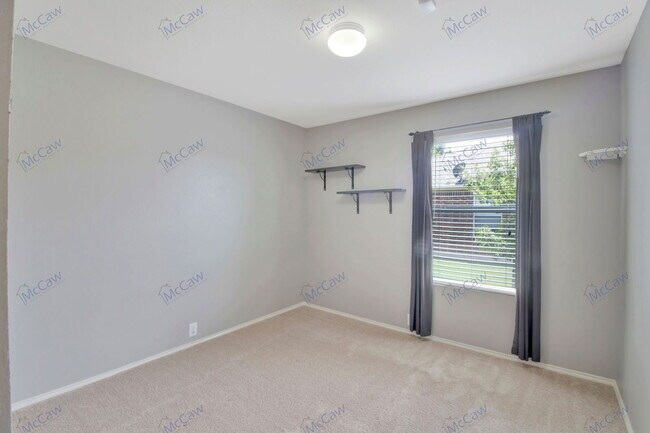 Building Photo - 3504 Riesling Dr