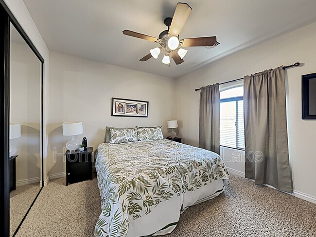 Building Photo - 1890 Ranchito Dr