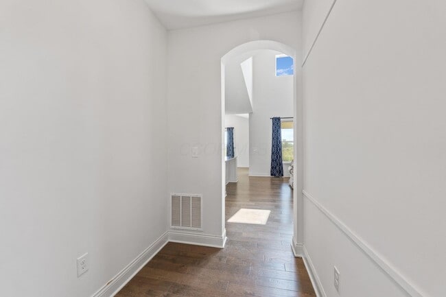 Building Photo - 3622 Switchgrass Ct