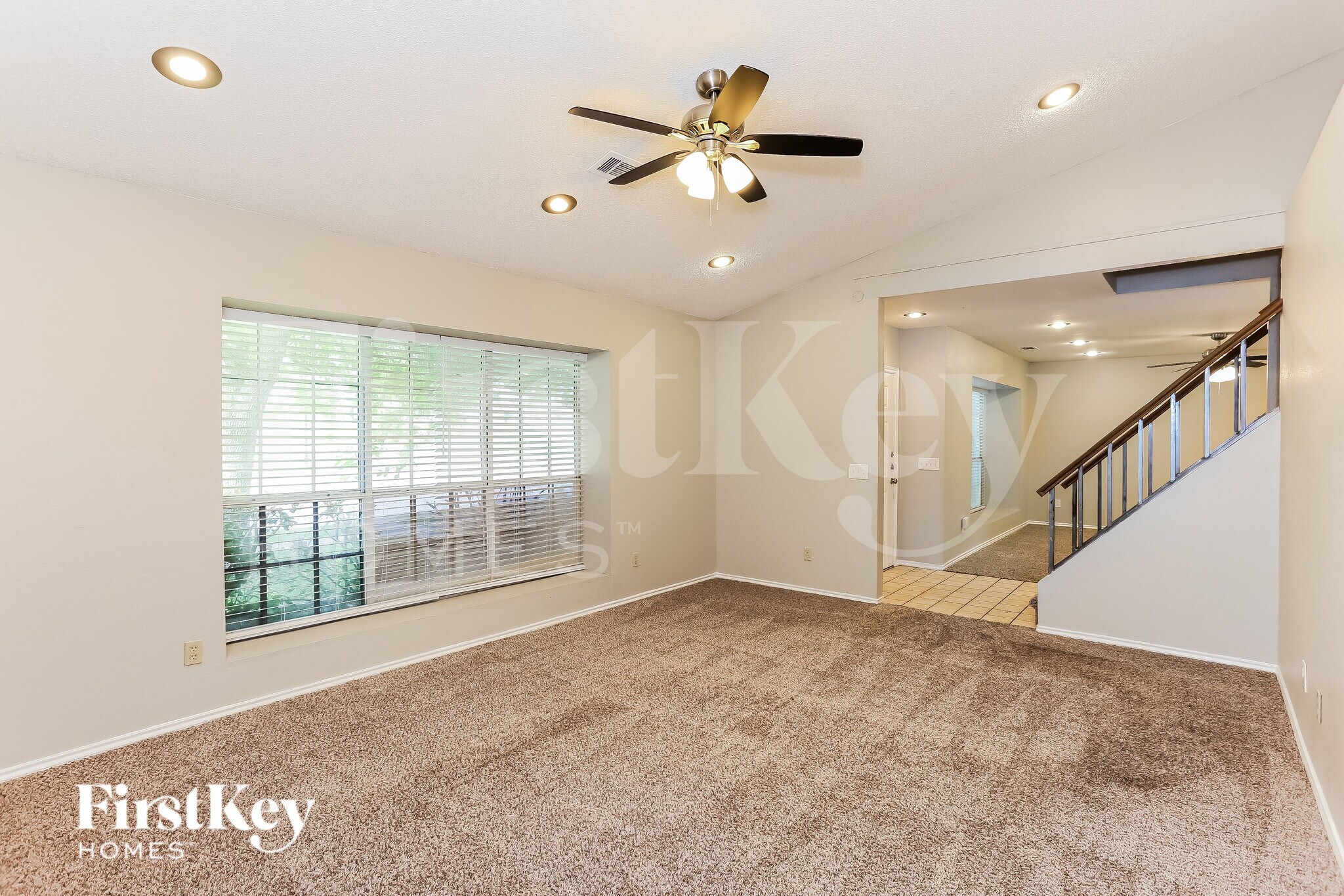 Building Photo - 1532 High Pointe Ln