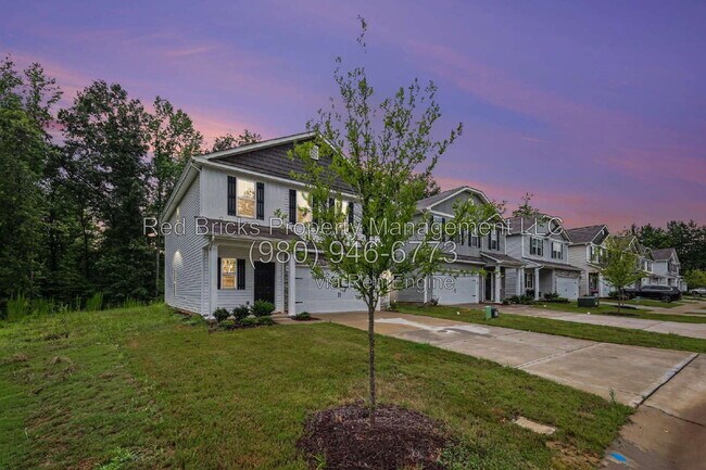 Building Photo - 2132 Clapham Ct