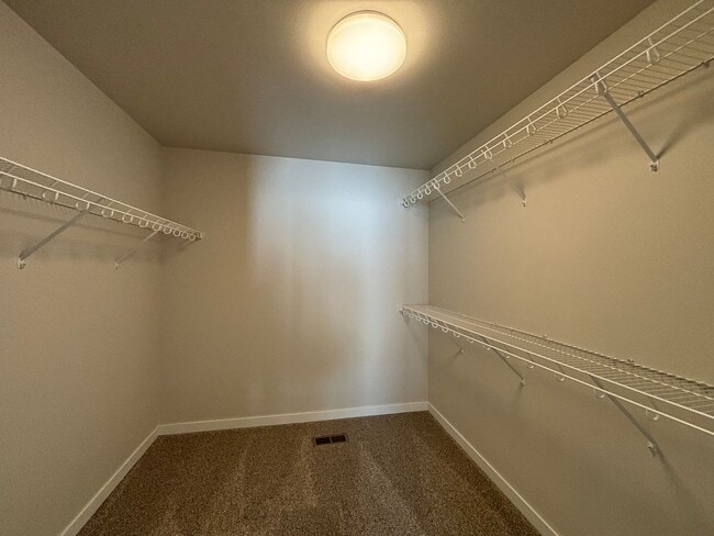 Building Photo - NEW CONSTRUCTION - 3 bed/2 bath townhomes