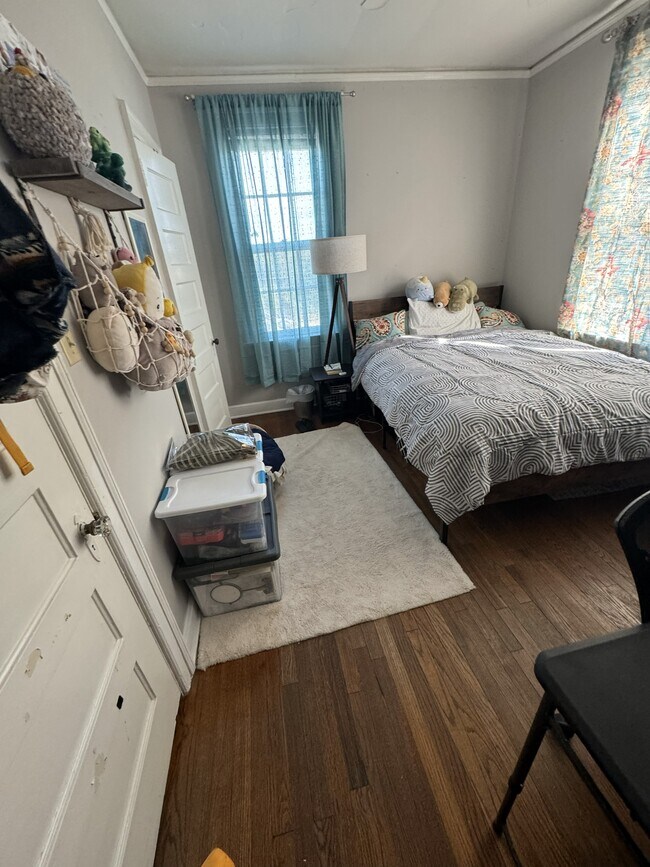 Building Photo - 616 Pickens St