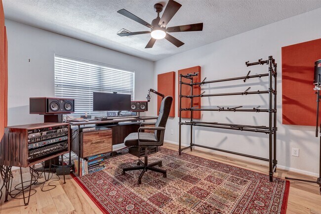 Building Photo - 9527 Enstone Cir