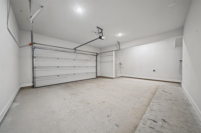 Building Photo - 22509 Agave Grove Dr