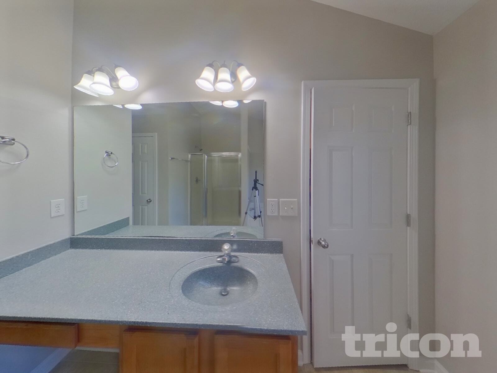 Building Photo - 3816 Shenfield Dr