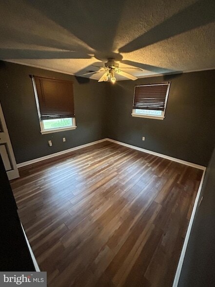 Building Photo - 26326 Skyview Dr
