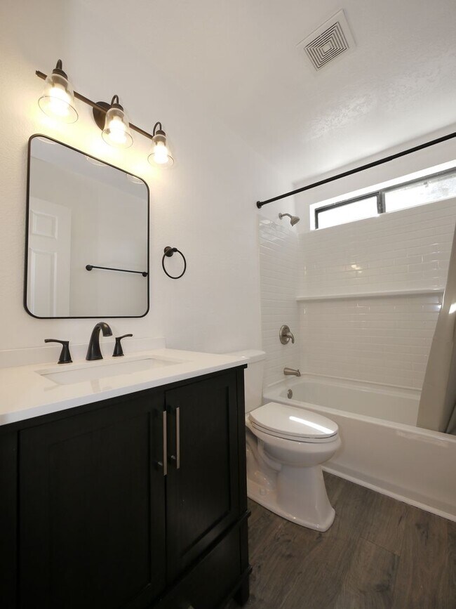 Building Photo - 2503 Hogan Ct