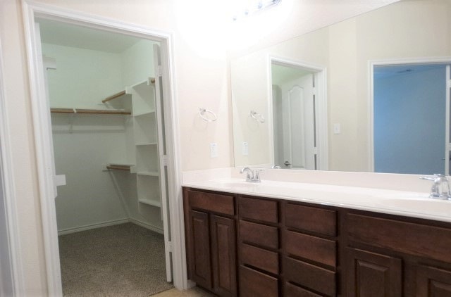 Building Photo - 5547 Cecina Dr