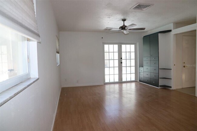Building Photo - 2810 61st St