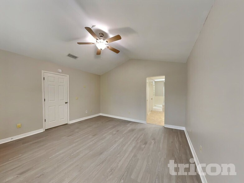 Building Photo - 104 Bay Hill Ct