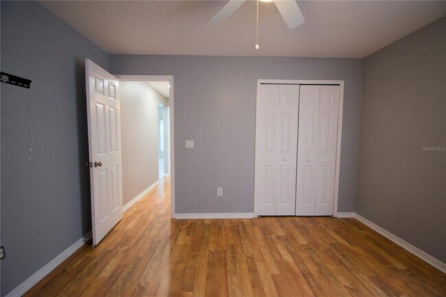 Building Photo - 447 Via Del Sol Dr