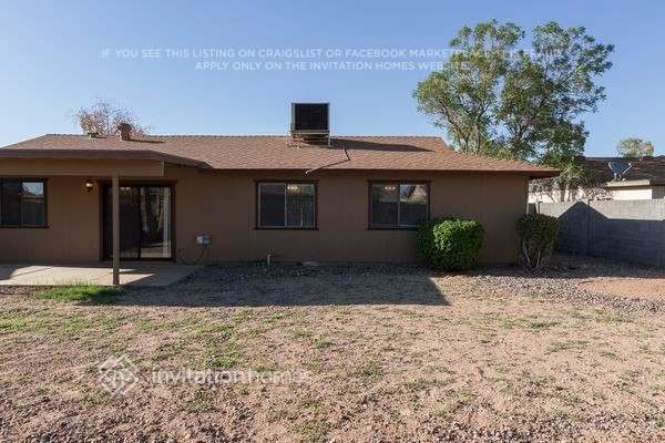 Building Photo - 1943 W Devonshire St