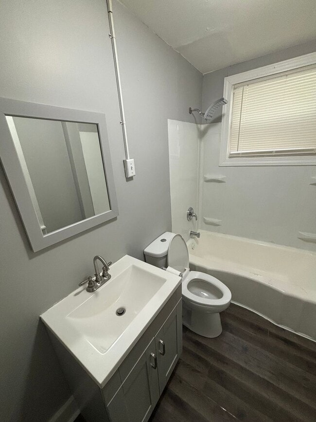 Building Photo - 2146 N 35th St