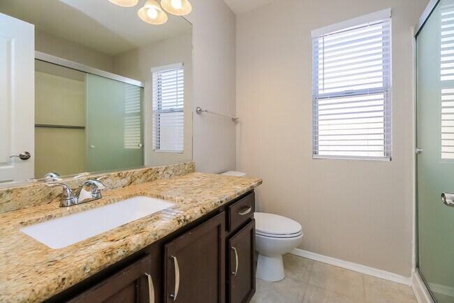 Building Photo - 1620 E Golden Ln