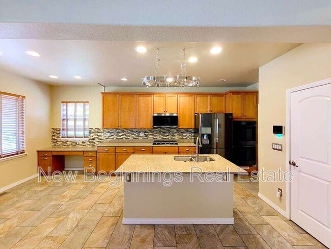 Building Photo - 8742 Stony Creek Dr