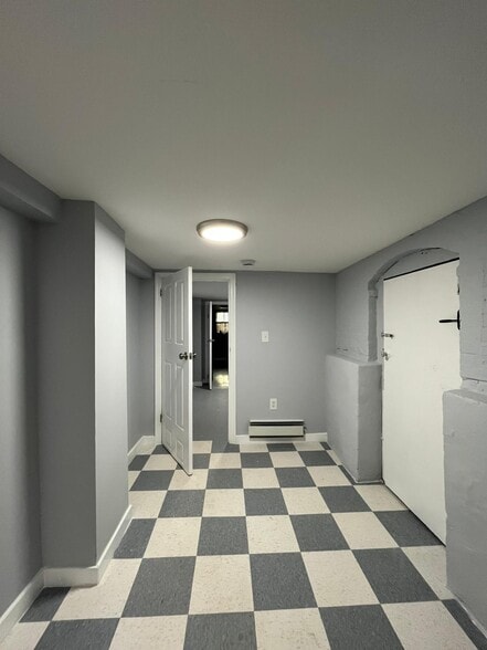 Building Photo - 9 Saint Pauls Ave