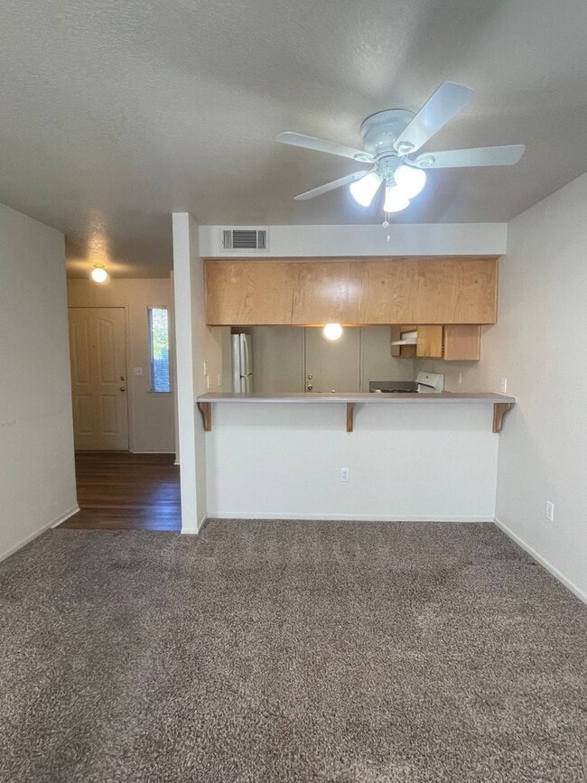 Building Photo - 1390 Serrano Pl