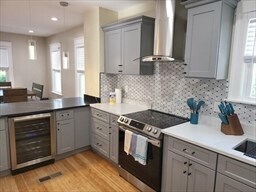 Building Photo - 43 Sherburne Ave
