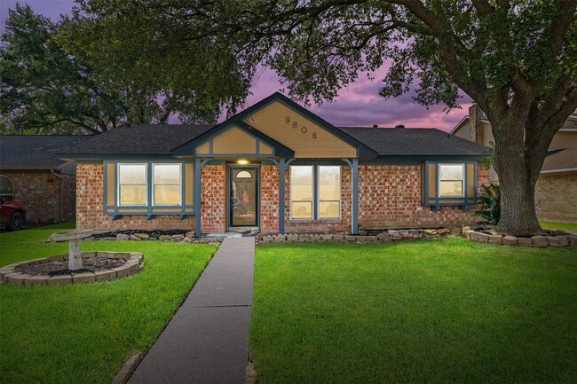 Building Photo - 9806 Sagebark Dr