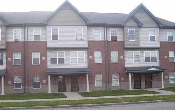 mardi gras townhomes detroit mi