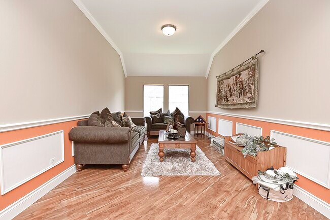 Building Photo - 6308 Silver Thistle Ln
