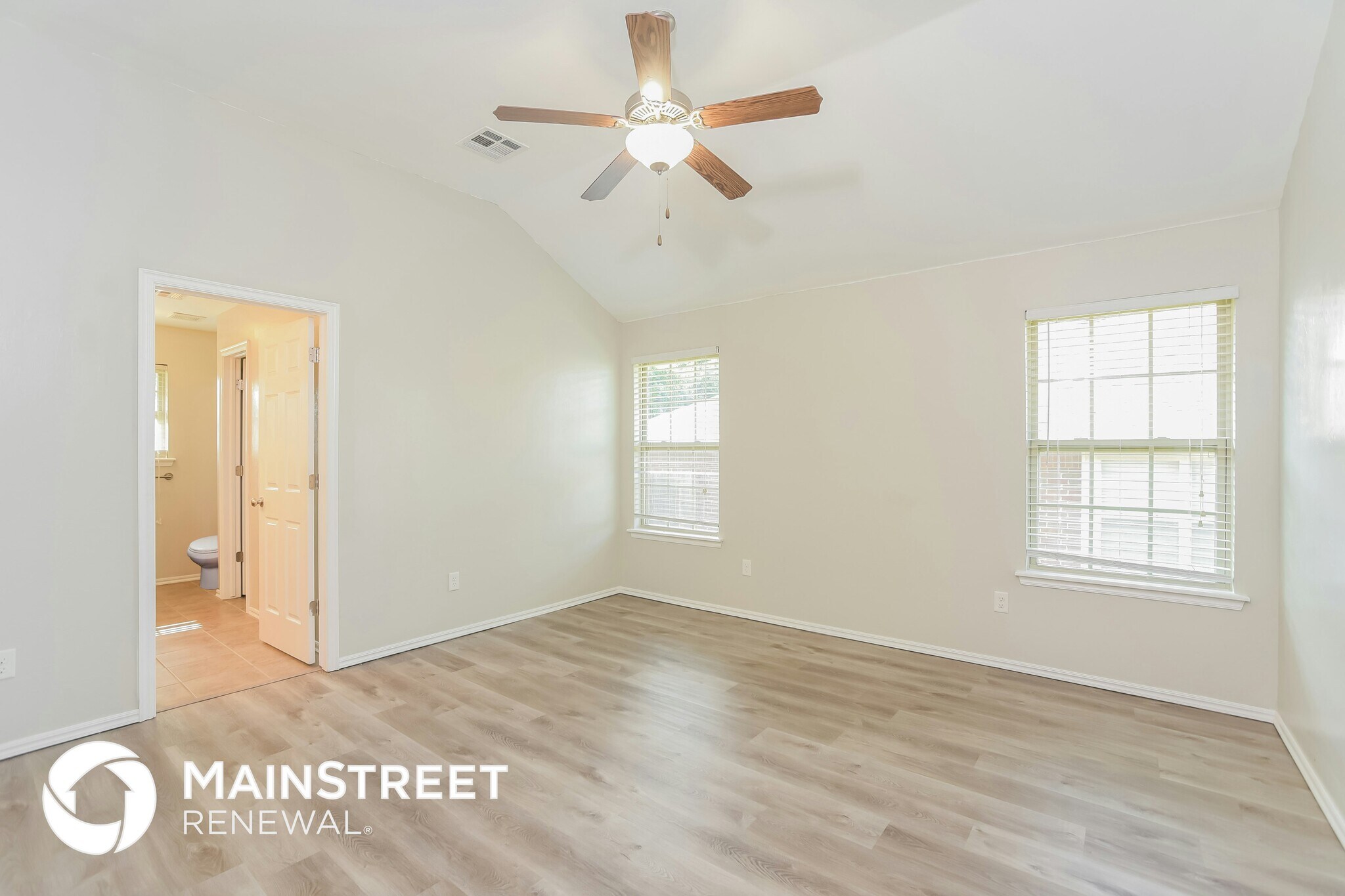 Building Photo - 3609 Truman Dr