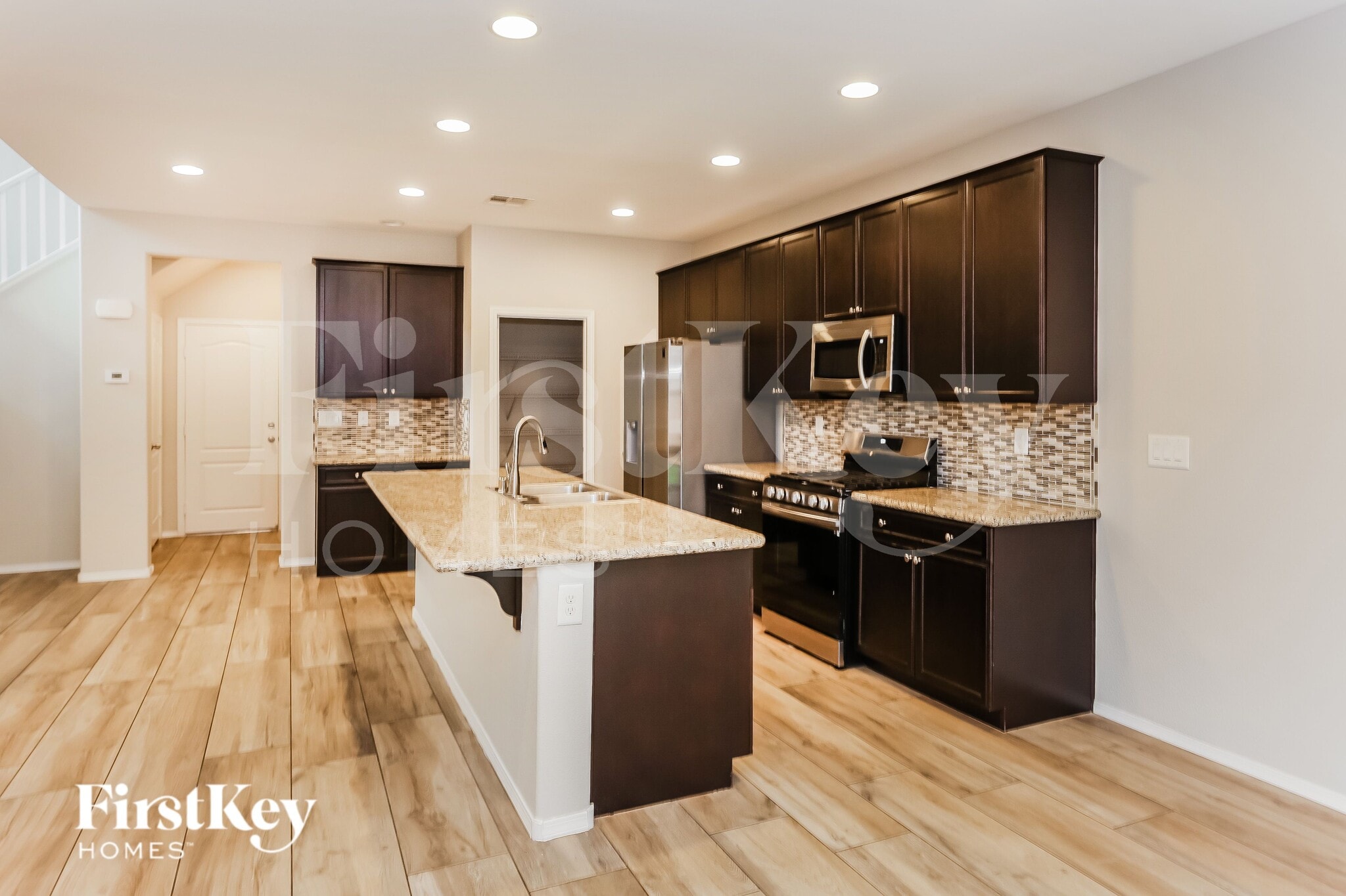 Building Photo - 10552 Mt Blackburn Ave