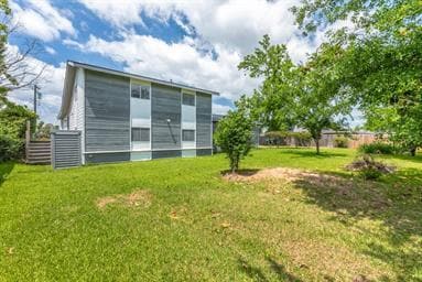 Building Photo - 1725 Whispering Woods Dr