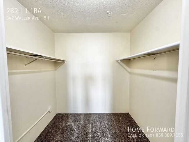 Building Photo - 342 Waller Ave