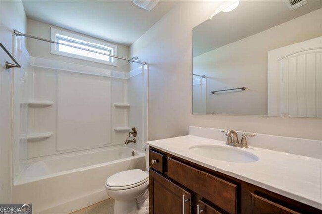 Building Photo - 4215 Miramount Overlook