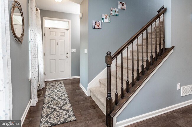 Building Photo - 27 Braeburn Dr