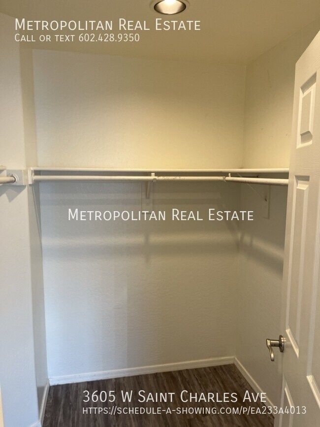 Building Photo - 3605 W St Charles Ave