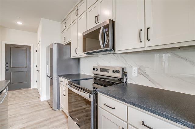 Building Photo - 408 Foch St