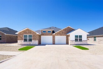 Building Photo - 6120 Princess Ln