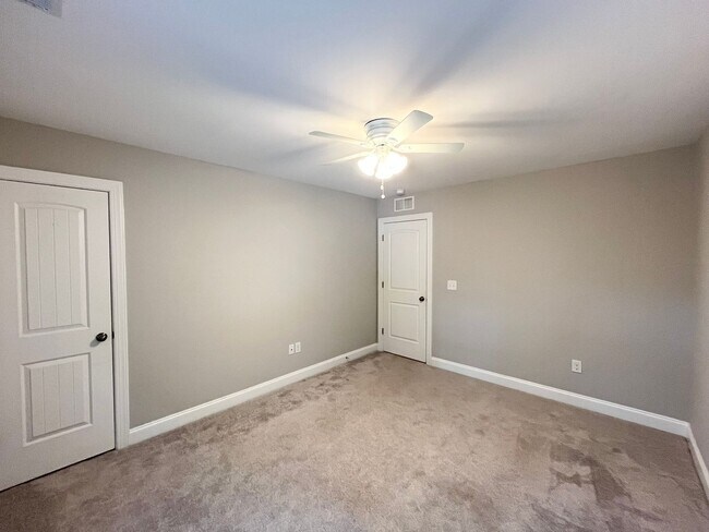 Building Photo - Fantastic 4BD, 2.5BA Home Near Downtown Fuquay-Varina with HOA Amenities, bonus office and 2-Car ...