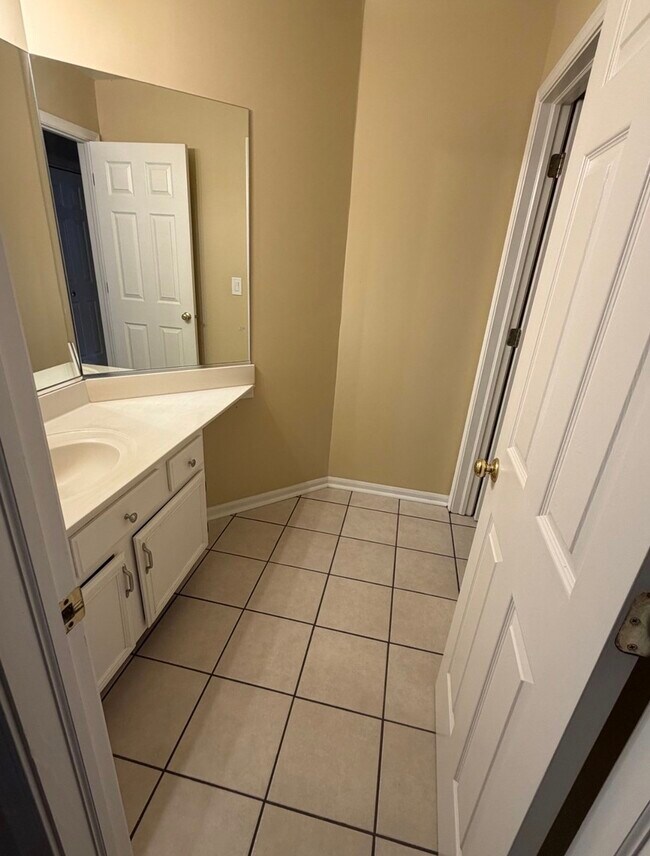 Building Photo - 426 Thunder Ridge