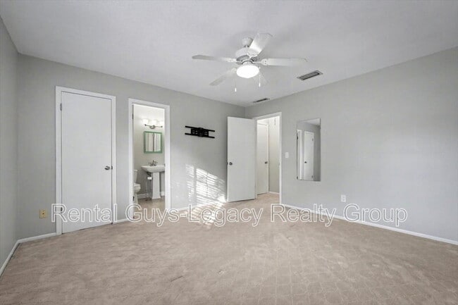 Building Photo - 8204 Oxford Forest Dr