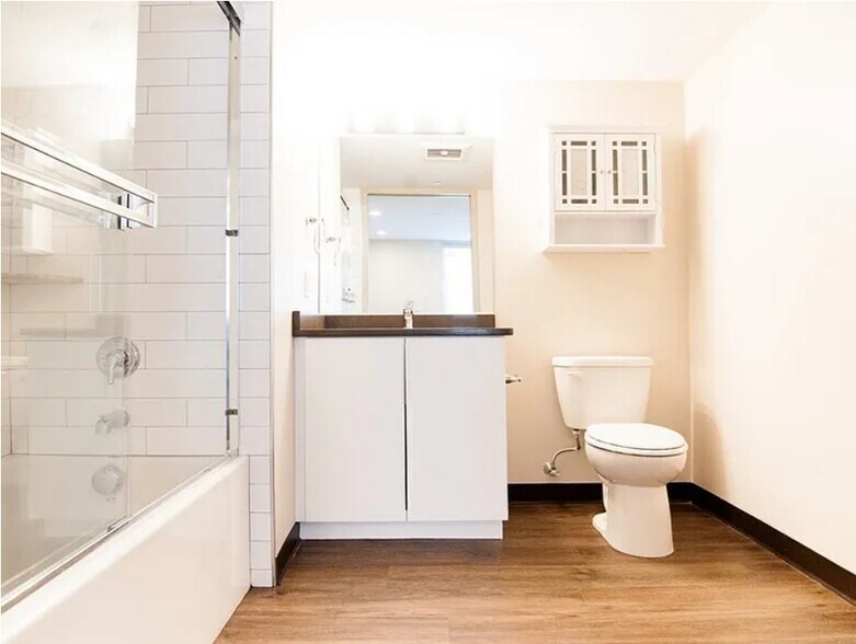 Building Photo - 11 Dorchester St