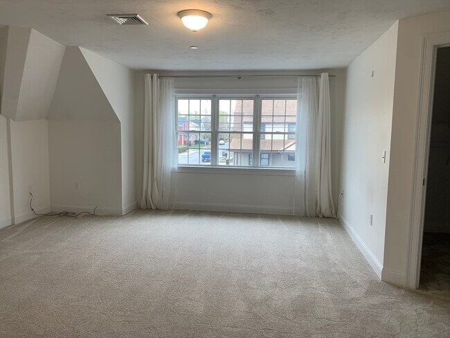 Building Photo - 506 Sea St