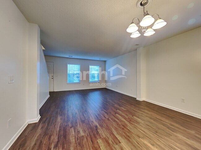 Building Photo - 223 Eagle Ridge Rd