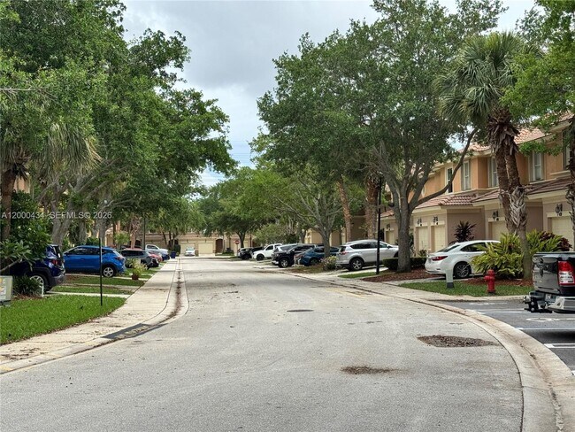 Building Photo - 435 Rainbow Springs Terrace