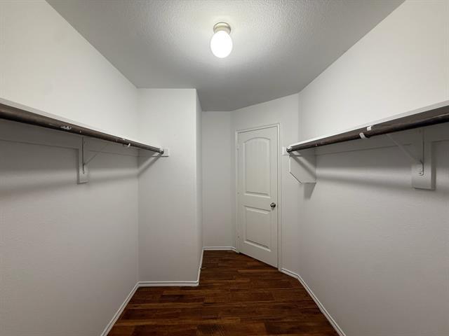 Building Photo - 701 Westwood Ct